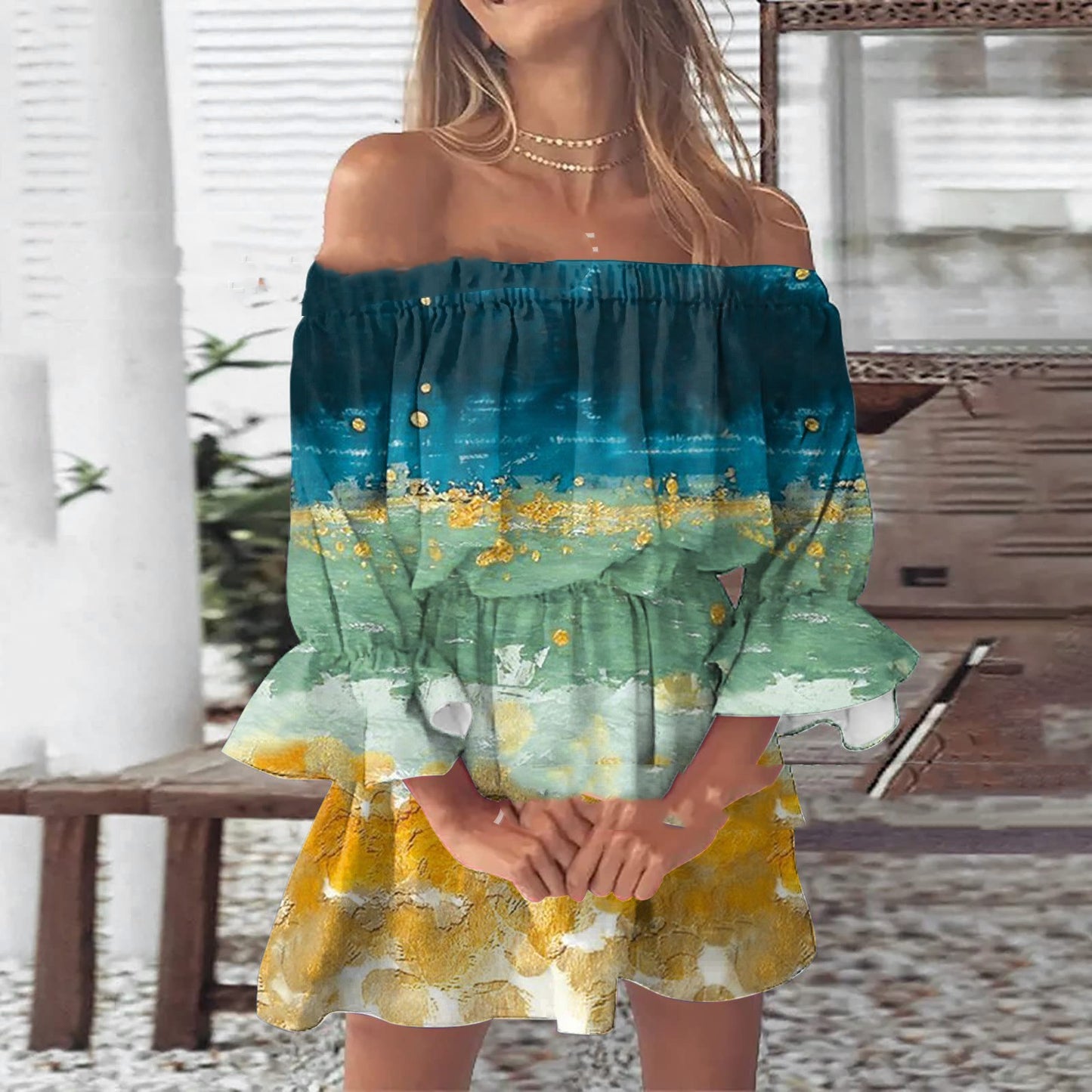 Off-shoulder Pleated Skirt Printing