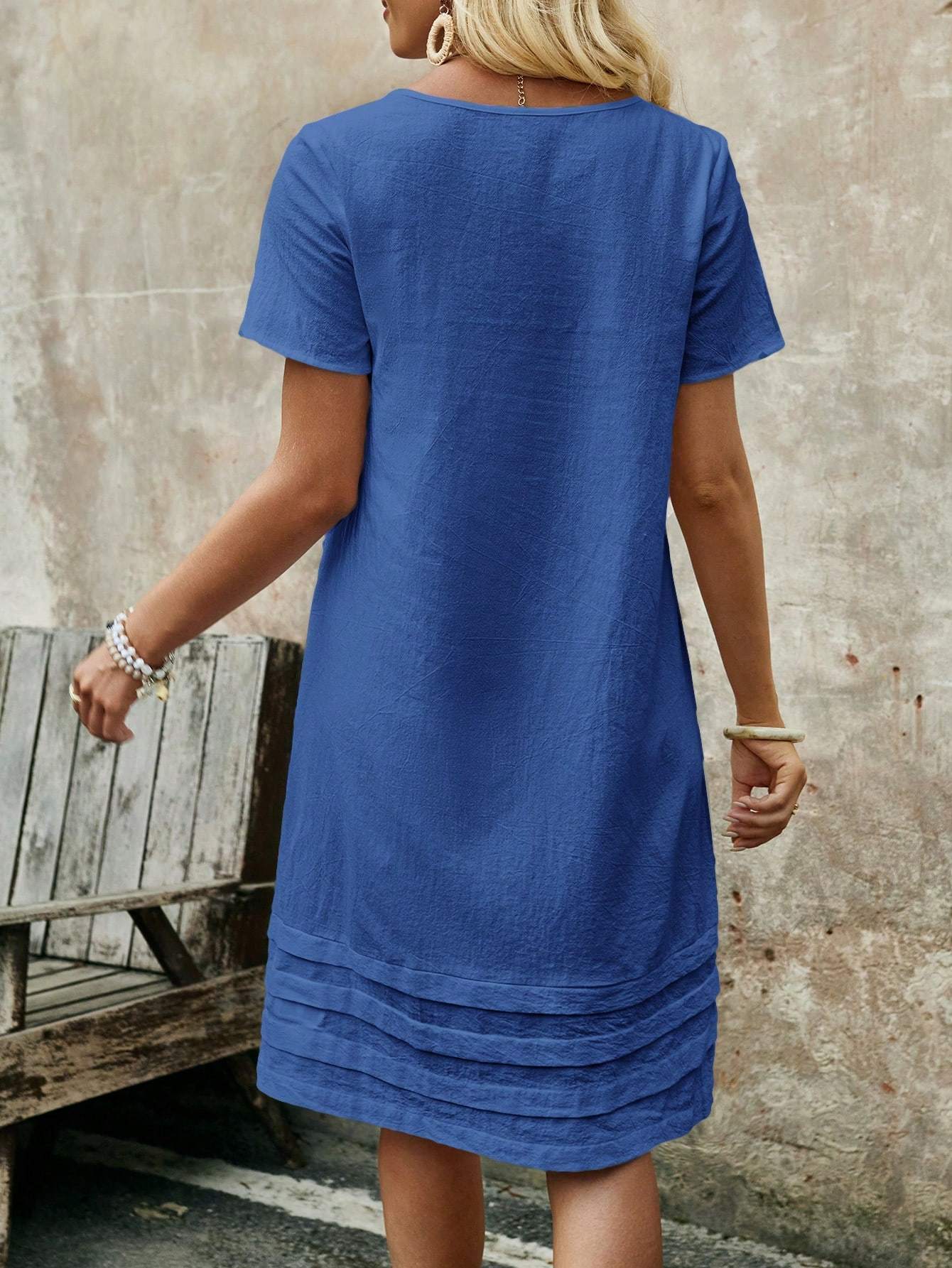 Women's Solid Color Round Neck Short Sleeve Simple Casual Dres